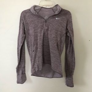 NIKE QUARTER ZIP